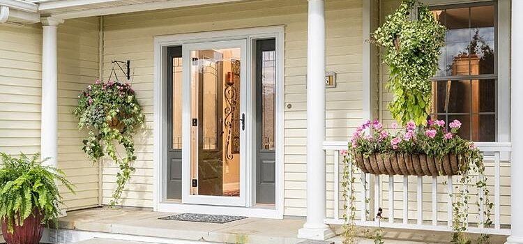 screen door installation in Gustine