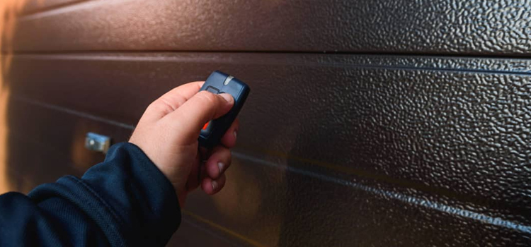 automatic door opener with remote control in Gustine