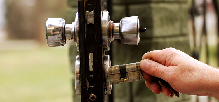 front door latch repair Gustine